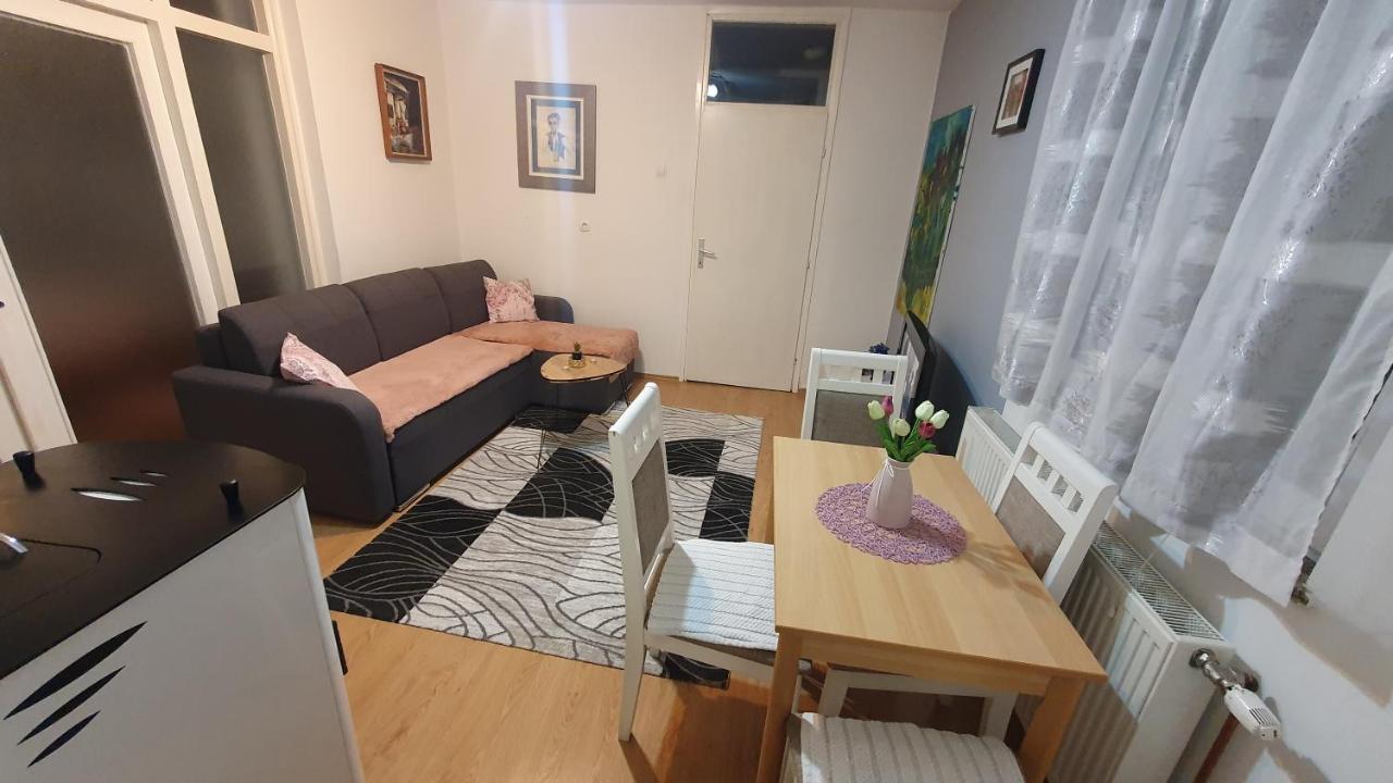 Apartman Dina Bihać Exterior foto